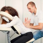 Le massage assis pour quelles raisons