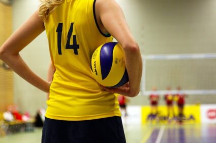 La tenue de sport devient une pièce mode incontournable