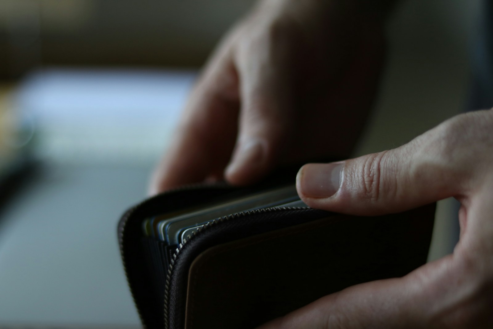 Comment la situation personnelle influence la conversion de 1500 brut en net