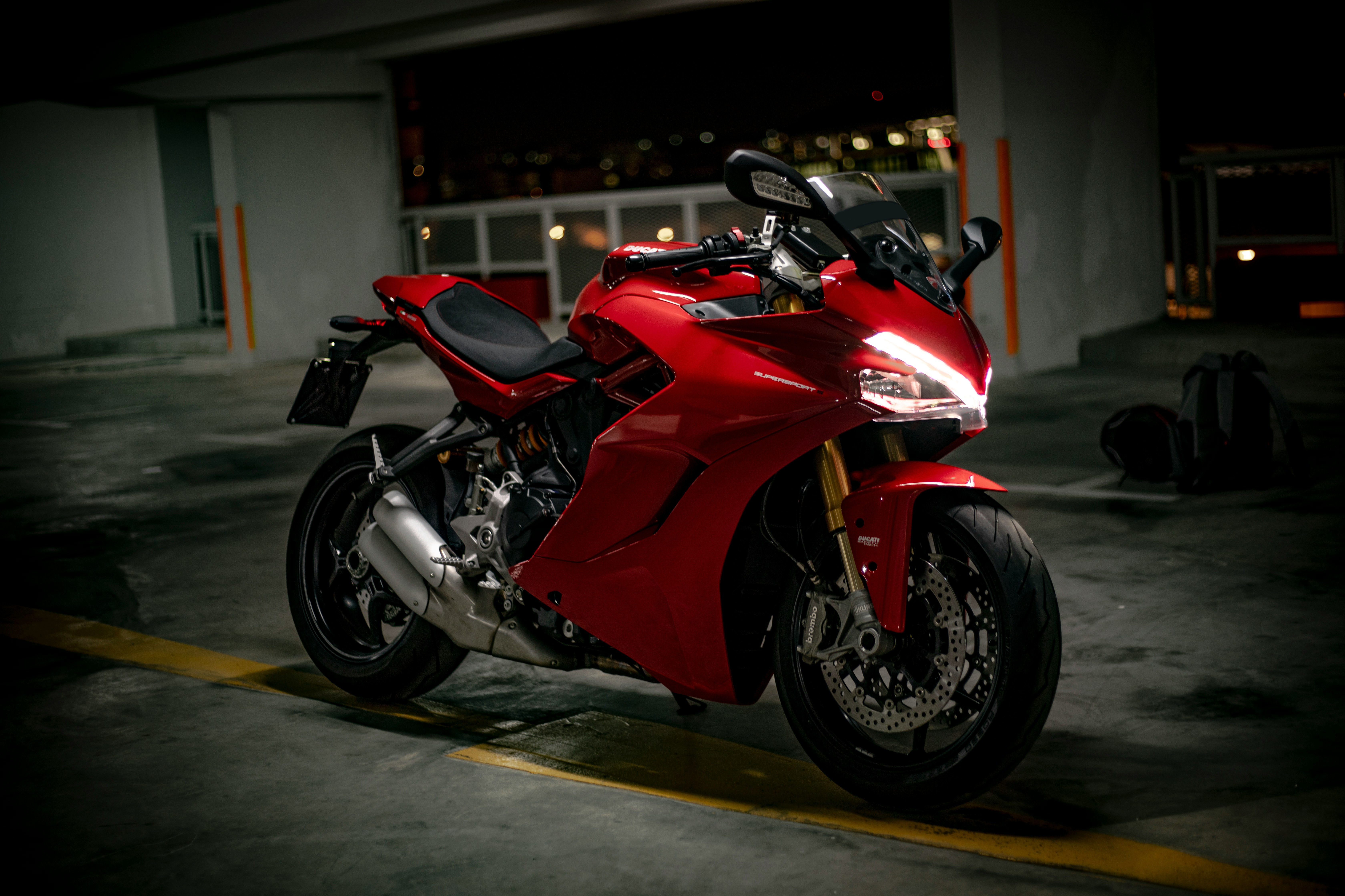 Moto en ville : 10 conseils pratiques pour circuler en toute sécurité